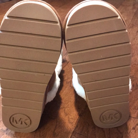 Michael kors boots - Picture 8 of 13